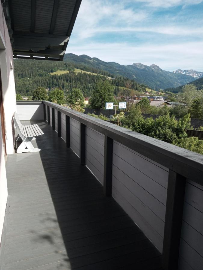 Mani'S Appartements Radstadt Exterior photo